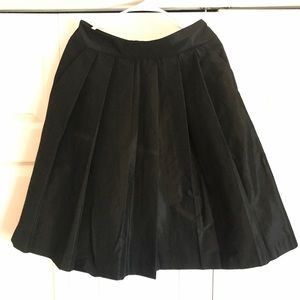 NWT Ann Taylor pleated skirt with pockets